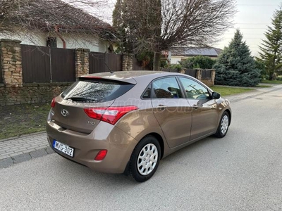 HYUNDAI I30 1.4i Comfort Magyarországi. Sérülésmentes. Szép állapot. 71.500km!