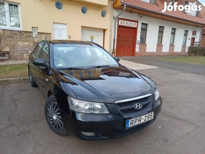 Hyundaí Sonata 2000cm3 crdi megkímélt,karbantartott