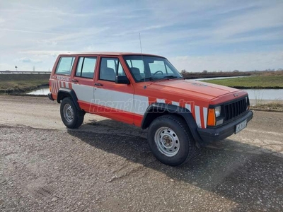 JEEP CHEROKEE 4.0 Base Manual