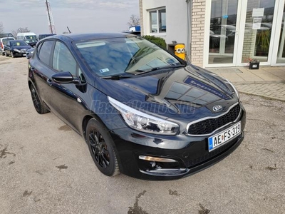 KIA CEE'D 1.4 CVVT UEFA