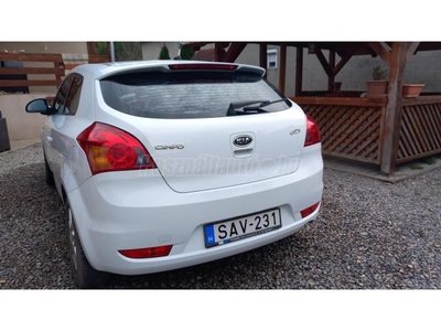 KIA CEE'D Pro1.4 EX