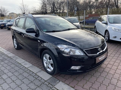 KIA CEE'D SW 1.6 EX EURO5 Valós 134e Km -ülésfűtés -gyári navi -6 sebességes- vonóhorog - 1 év garancia