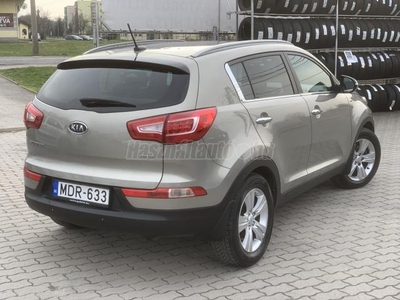 KIA SPORTAGE 2.0 CRDi EX 4x4 Magyar-Navi-Xenon-Panorámatető