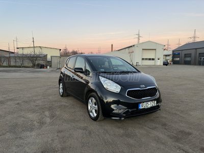 KIA VENGA 1.6 CRDi EX Prémium