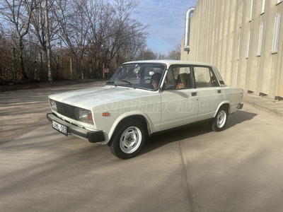 LADA 2105