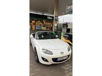 MAZDA MX-5 2.0i 16V Revolution EU5