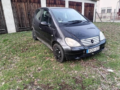 MERCEDES-BENZ A 160 Avantgarde