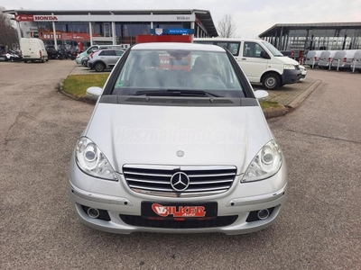 MERCEDES-BENZ A 170 Avantgarde Autotronic