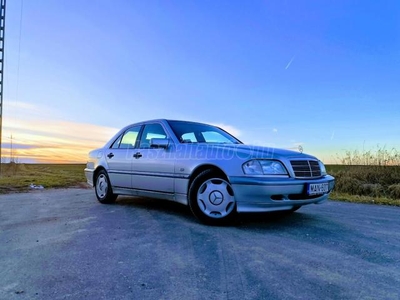 MERCEDES-BENZ C 180 Esprit