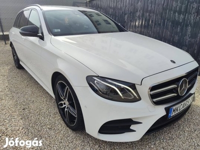 Mercedes-Benz E 220 d T 9G-Tronic AMG LINE. BLA...