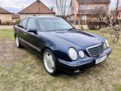 MERCEDES-BENZ E 320 Elegance (Automata)