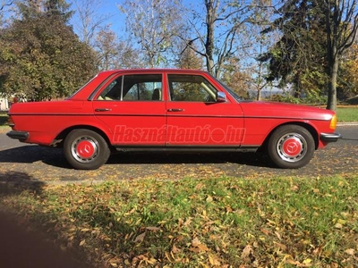 MERCEDES-BENZ W 123 230E