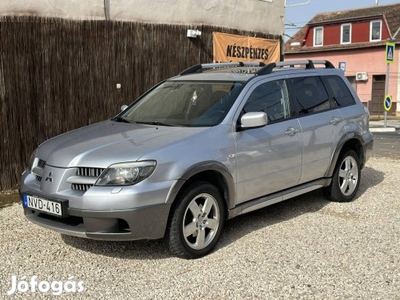 Mitsubishi Outlander 2.4 Intense 4WD (Automata)