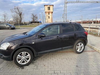 NISSAN QASHQAI 2.0 Tekna Premium 4WD