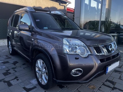 NISSAN X-TRAIL 2.0 dCi LE