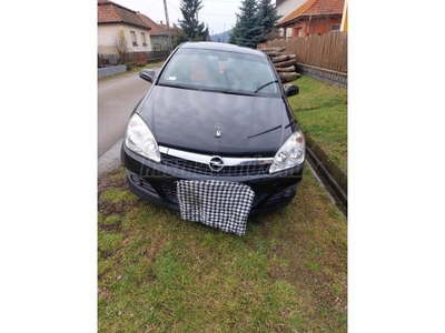 OPEL ASTRA H 1.3 CDTI GTC Cosmo Easytronic