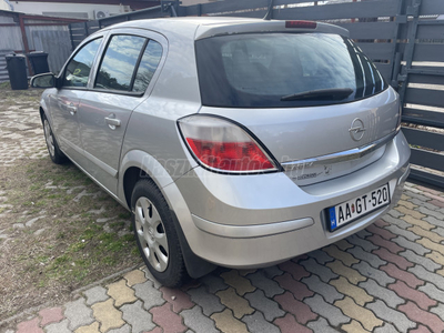 OPEL ASTRA H 1.4 Elegance