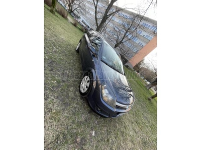 OPEL ASTRA H Caravan 1.6 Cosmo Vezetett Szervizkönyv. Valós 235.000Km