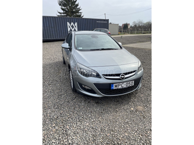 OPEL ASTRA J 1.4 T Active