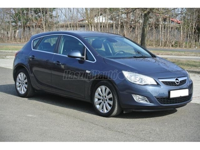 OPEL ASTRA J 1.4 T Cosmo GARANTÁLT 98e. KM! KORRÓZIÓ MENTES! MAKULÁTLAN!