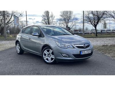 OPEL ASTRA J 1.6 Enjoy FRISS MŰSZAKIVAL!