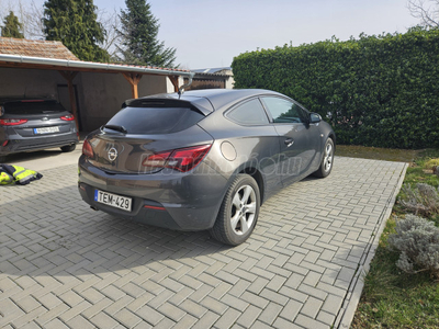 OPEL ASTRA J GTC 1.4 T Start-Stop Sport