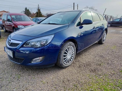 OPEL ASTRA J Sports Tourer 1.4 T Sport