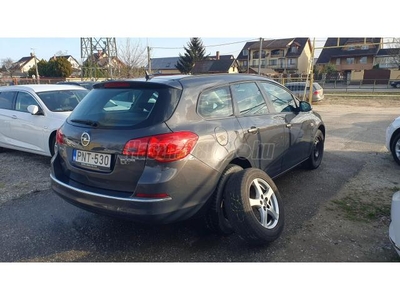 OPEL ASTRA J Sports Tourer 1.6 CDTI Start-Stop Enjoy TÉLI-NYÁRI KERÉK GARNITÚRA!