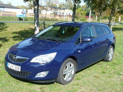 OPEL ASTRA J Sports Tourer 1.7 CDTI Selection