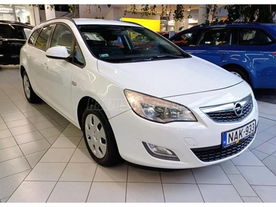 OPEL ASTRA J Sports Tourer 2.0 CDTI Enjoy (Automata) DIGITKLÍMA. TEMPOMAT. W0LPD8ENXC8093765