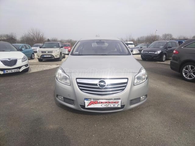 OPEL INSIGNIA 1.8 Edition XENON.DIGIT KLIMA.ÜLÉSFŰTÉS.PARKRADAR.FÉLBŐR BELSŐ.TEMPOMAT.GARANTÁLT KM.!