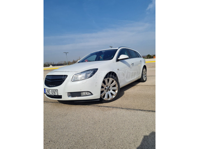 OPEL INSIGNIA 2.8 V6 T Sport AWD (Automata)