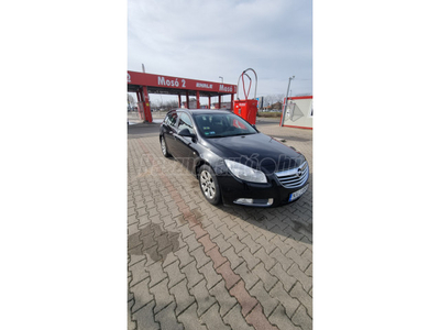 OPEL INSIGNIA Sports Tourer 2.0 CDTI Edition Insignia Sports Tourer sw