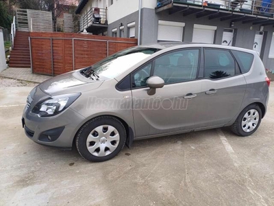 OPEL MERIVA B 1.4 T Cosmo