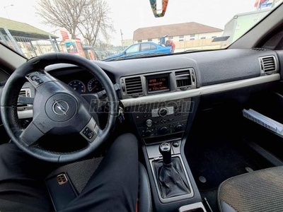 OPEL VECTRA C 1.9 CDTI Elegance