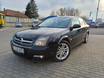 OPEL VECTRA C 2.2 DTI GTS [Sport]