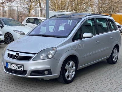 OPEL ZAFIRA B 1.9 DTI Cosmo