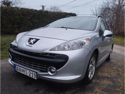 PEUGEOT 207 SW 1.4 Urban