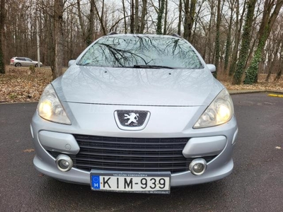 PEUGEOT 307 1.4 Symbole Napi használatban Vizsga 2024/12 hó