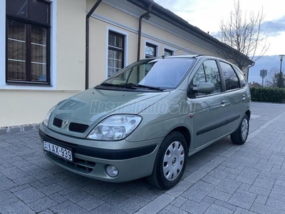 RENAULT SCENIC Scénic 1.6 16V Authentique