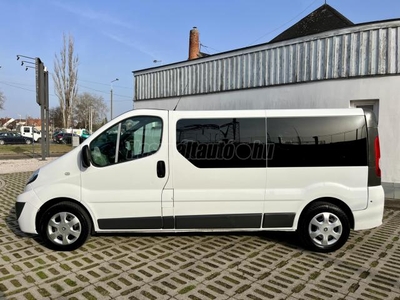 RENAULT TRAFIC 2.0 dCi L2H1P2 Passenger LONG HOSSZÚ KIVITEL-FRISS NAGY SZERVIZ-VEZ.SZERVIZKÖNYV!GYÁRI HOROG!