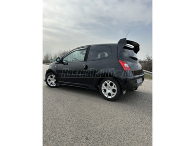 RENAULT TWINGO 1.2 GT