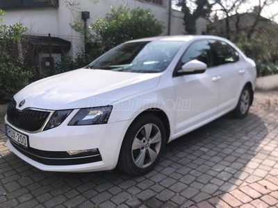 SKODA OCTAVIA 2.0 CR TDI SCR Style Magyar.Leinformálható.198.000km!!.Első tulaj.Navi.HIFI.Ülésfűtés.Áfás ár