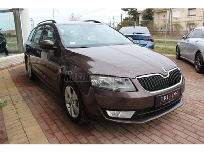 SKODA OCTAVIA Combi 2.0 CR TDI Elegance DSG MO-i