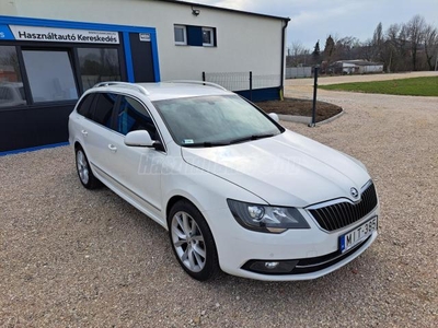 SKODA SUPERB Combi 2.0 CR TDi Ambition DSG MO-I.XENON.NAVI.EL.MEM.ÜLÉS.PDC.4xÜLÉSFŰTÉS.SOUNDSYSTEM.VHOROG