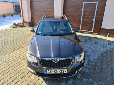 SKODA SUPERB Combi 2.0 CR TDI Elegance DSG