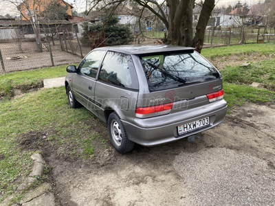 SUZUKI SWIFT 1.3 GLS