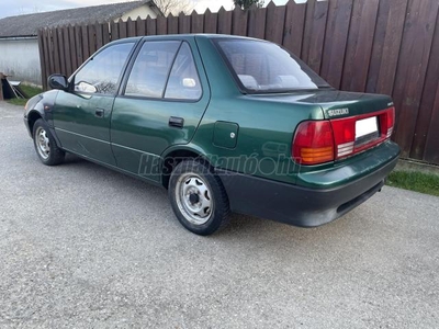 SUZUKI SWIFT Sedan 1.3 GL