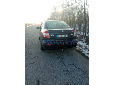 SUZUKI SX4 Sedan 1.6 GLX+