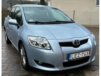 TOYOTA AURIS 1.4 D-4D Aquatis E15UT Digit klíma